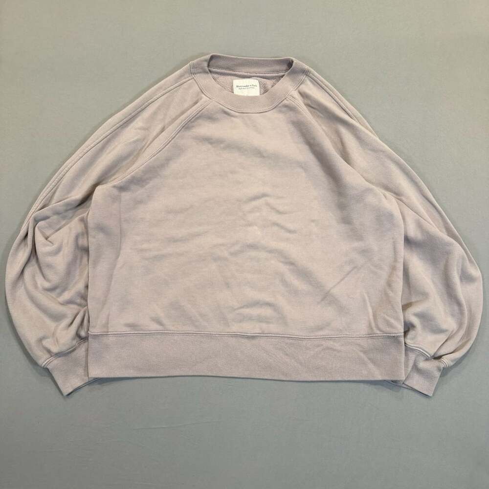 Abercrombie & Fitch Soft A&F Essentials Sweatshirt Size L Grey Pullover